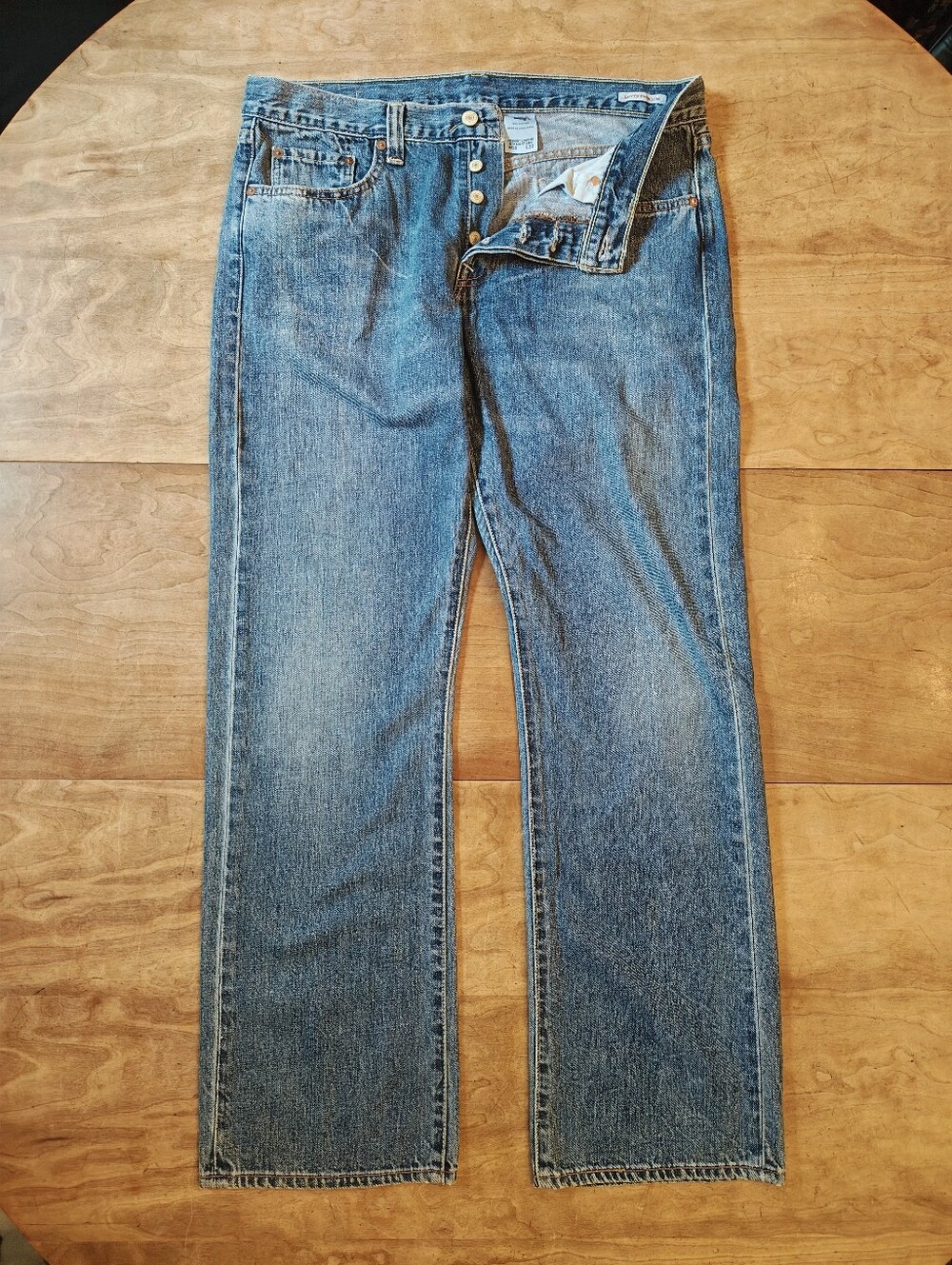 Vintage Y2K Levi's Premium 558 "Hesher" Low Rise Button Fly Jeans 35x33
